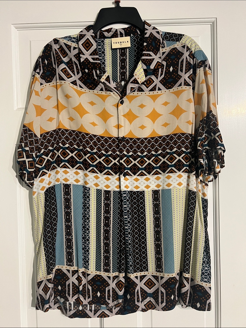 YoungLA Men's Short-Sleeve Button-Up Shirt in Yellow, Black & Cream size L